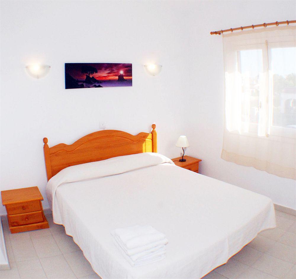 Apartamentos Ses Anneres Cala'N Blanes  Dış mekan fotoğraf